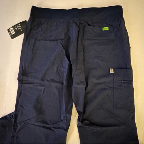 Med Couture Activate Women's Scrub Pants, Size Medium, Navy Blue - Picture 8 of 10